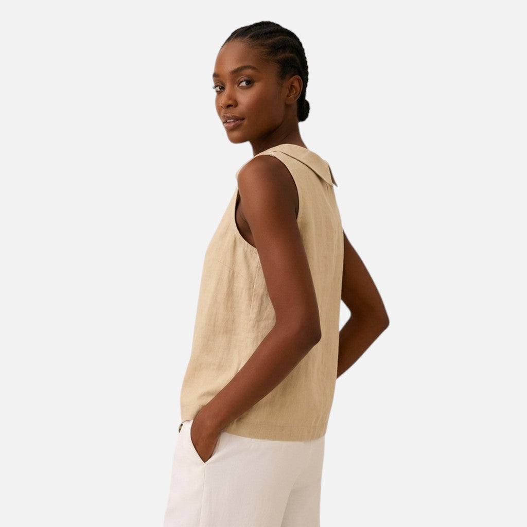 Old Cavendish  | Sleeveless Roll Collar Top